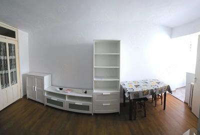 Garsonieră decomandată în Bucium