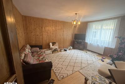 Casă cu 4 camere cu Teren 200 Mp în Kogălniceanu
