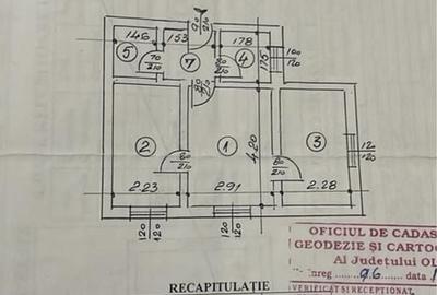 Apartament cu 3 camere semidecomandat în Central
