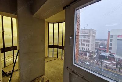 Apartament cu 3 camere decomandat în Ultracentral
