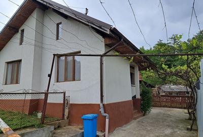Casă cu 3 camere în Nojag