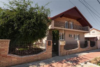 Casă cu 6 camere cu Teren 2349 Mp în Sântion - 8