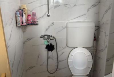 Garsonieră semidecomandată în Titan