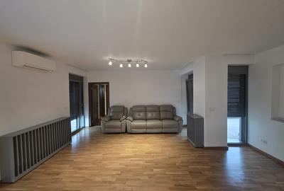 Apartament cu 4 camere decomandat, mobilat în Băneasa - 4