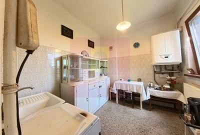 Apartament cu 3 camere în Cotroceni