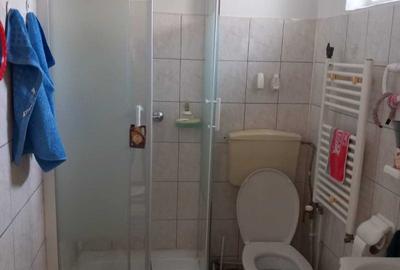 Casă cu 3 camere în 23 August (Cațelul)