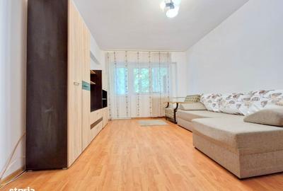 Apartament cu 3 camere decomandat în Titulescu