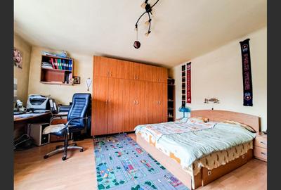 Casă cu 6 camere cu Canalizare în Sub Arini - 33