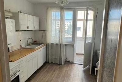 Apartament cu 2 camere semidecomandat în Progresul - 8