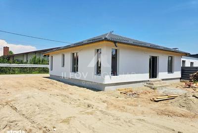 Casă cu 4 camere decomandat în Dumbrăveni - 7