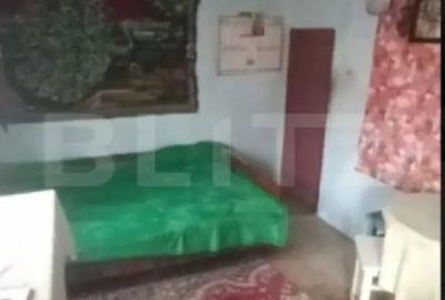 Casă cu 2 camere cu Teren 2315 Mp în Central