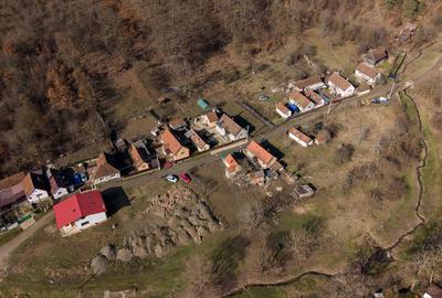 Teren Construcții intravilan de 302 mp, în Șoimoș - 9