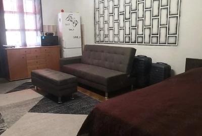 Garsonieră decomandată în Florilor