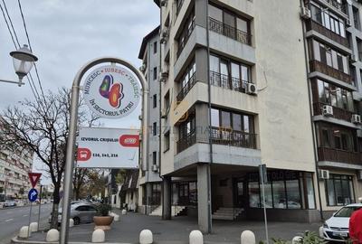 Apartament cu 2 camere decomandat, mobilat în Brâncoveanu