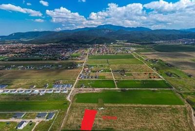 Teren Construcții intravilan de 910 mp, în Cristian - 2