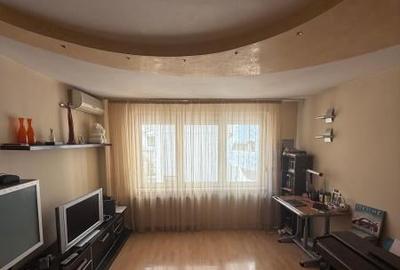 Apartament cu 2 camere decomandat, mobilat în Ultracentral