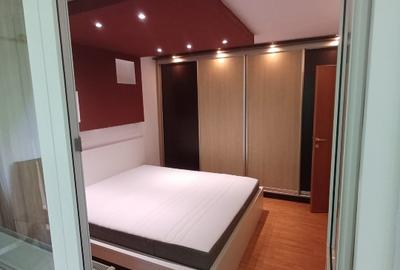 Apartament cu 3 camere decomandat în Berceni - 10