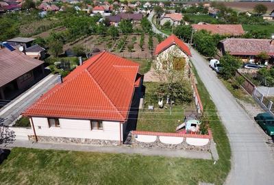 Casă cu Teren 1440 Mp în Central