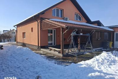 Casă cu 4 camere cu Teren 1000 Mp în Letea Veche - 11
