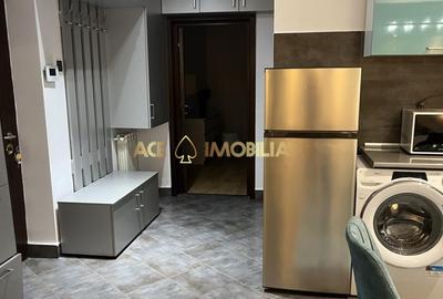 Apartament cu 2 camere decomandat, mobilat în Decebal