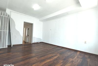Spațiu comercial, de 50 mp, în Central - 2