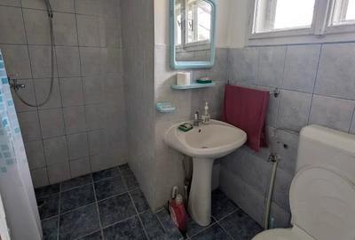 Casă cu 5 camere cu Teren 360 Mp în Central - 2