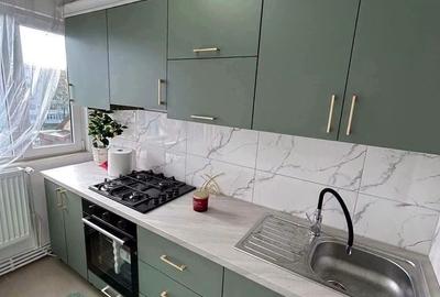 Apartament cu 3 camere în Central - 1