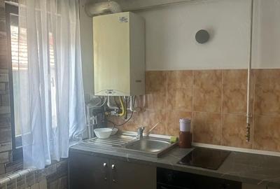 Casă cu 2 camere cu Teren 365 Mp în Central