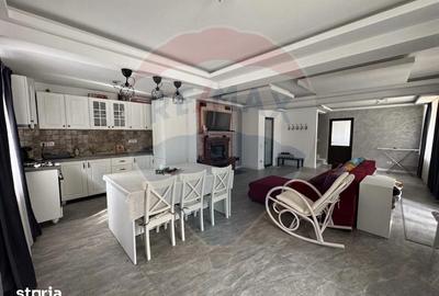 Casă cu 6 camere cu Teren 7661 Mp în Măneciu - 11