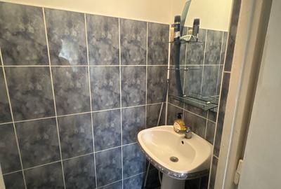 Apartament cu 4 camere semidecomandat în Gojdu - 3