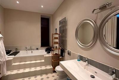 Hotel/Pensiune, de 485 mp, în Cristian - 11