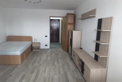 Garsonieră semidecomandată în Vitan