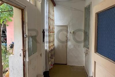 Casă cu 3 camere cu Teren 600 Mp în Central