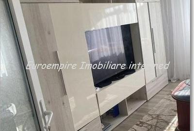 Garsonieră semidecomandată, mobilată în CET