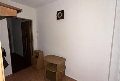 Apartament cu 3 camere nedecomandat, mobilat în Circumvalațiunii - 2