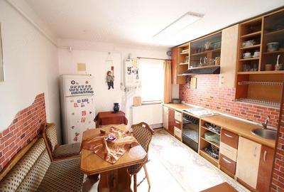 Apartament cu 4 camere decomandat, mobilat în Micro 20 - 15