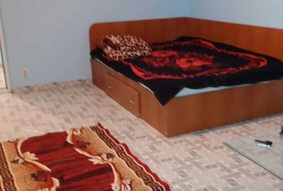 Garsonieră semidecomandată în Apărătorii Patriei