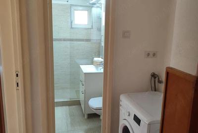 Apartament cu 4 camere decomandat în Central - 1