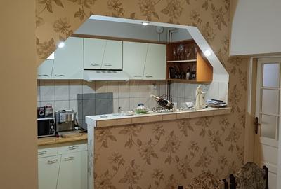 Casă cu 3 camere în Central - 6