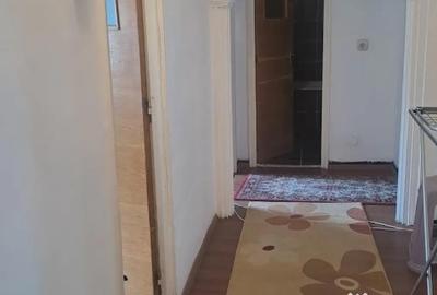 Apartament cu 3 camere decomandat în Frații Golești - 8
