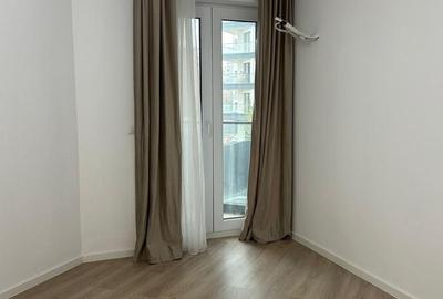 Apartament cu 3 camere decomandat în 13 Septembrie