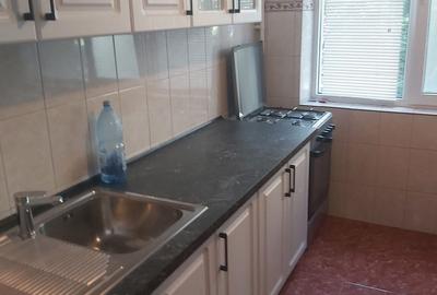 Apartament cu 3 camere decomandat în Titan - 20