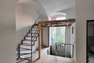 Apartament cu 2 camere decomandat în Ultracentral