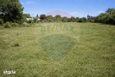 Teren de 3847 mp, în Gherăiești - 2