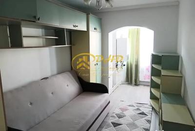 Apartament cu 3 camere decomandat în Păcurari - 1