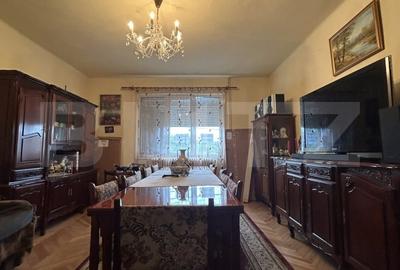 Casă individuală cu 4 camere cu Garaj în Sud-Est