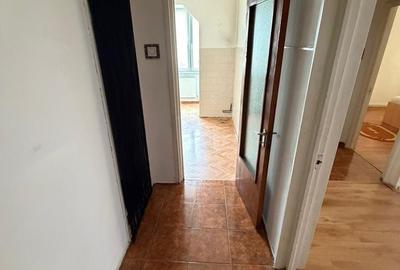 Apartament cu 2 camere decomandat în Griviței