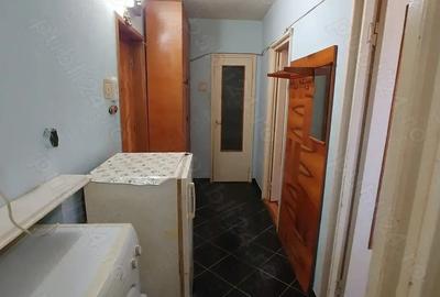 Apartament cu 2 camere decomandat în Gojdu