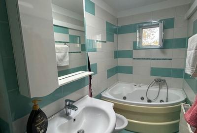Apartament cu 3 camere în Sud