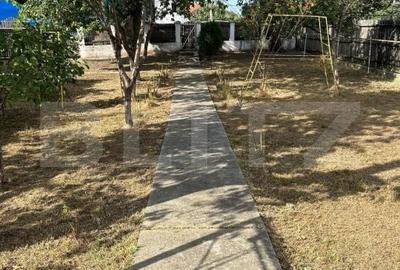 Casă cu 4 camere cu Canalizare în Central - 7